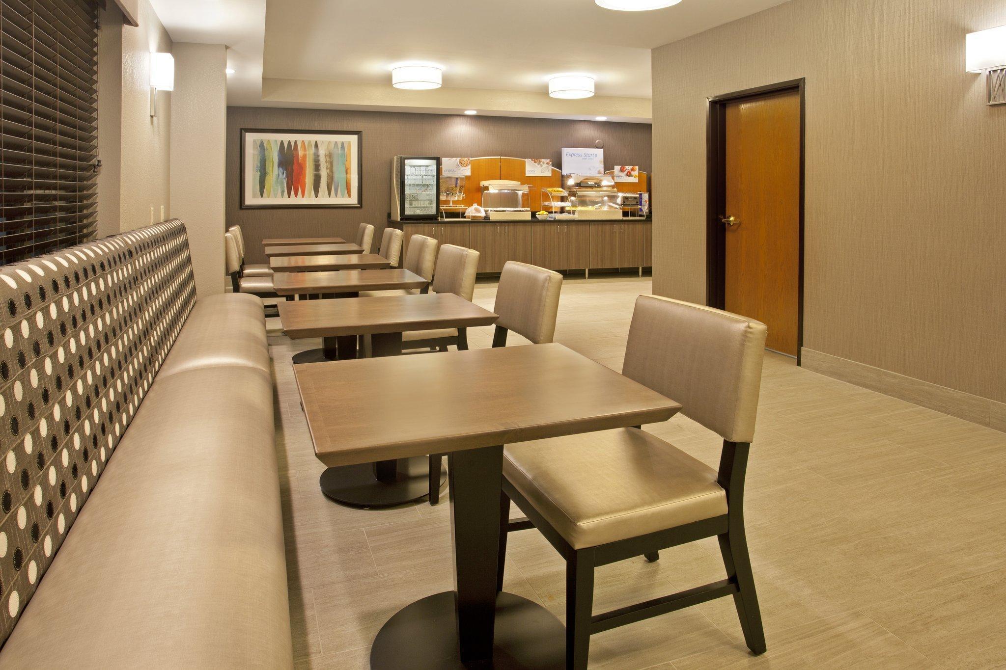 Holiday Inn Express Hotel & Suites Minneapolis - Minnetonka By Ihg Εξωτερικό φωτογραφία