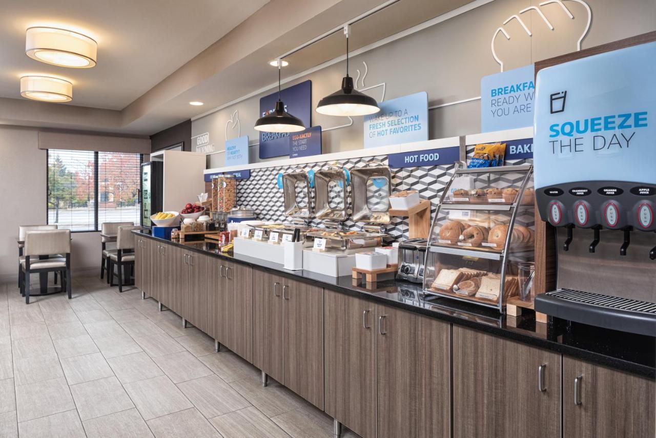 Holiday Inn Express Hotel & Suites Minneapolis - Minnetonka By Ihg Εξωτερικό φωτογραφία
